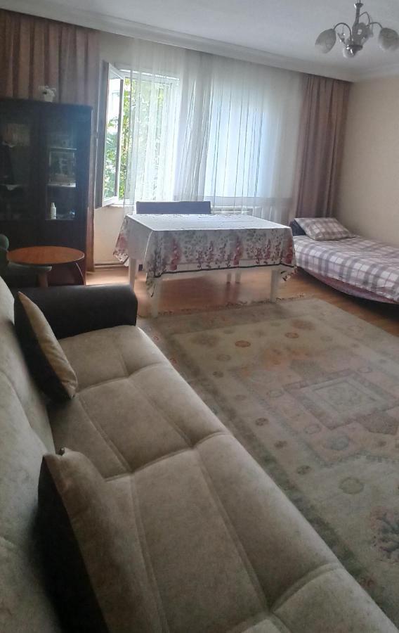 Private Room Close To Merter And Gungoren Textile Center Istanbul Luaran gambar